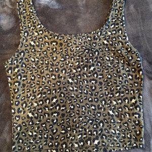 Forever 21 Leopard Tank Size L